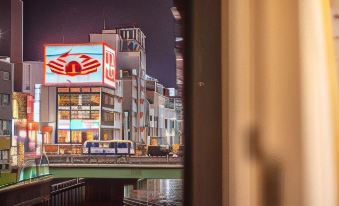 Dotonbori Shinsaibashi Hotel - Housity