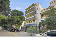 Nuab House - Near Fortis, Max, Medanta, Paras Hospitals and Huda Metro Hôtels à : 