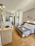 Sandy Beach Complex - Poolside Studios & Seaside Apartments Hotels in Kavos