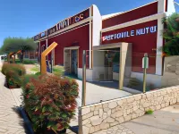 Lost & Found - Guesthouse & Suites