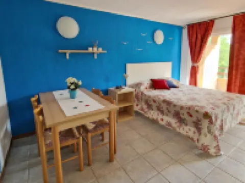 Studio 2 ou 3 People, 150 m Beach, Near Ghisonaccia Hotels in Ghisonaccia
