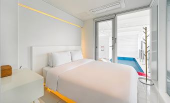 Geoje Discovery Poolvilla Pension