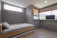 Geoje Yolo Guesthouse Hotels in 