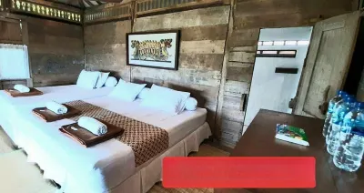 Rumah Jawa Antik Cijeruk 호텔