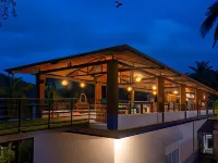 Madpackers Goa Anjuna - Bar & Pool