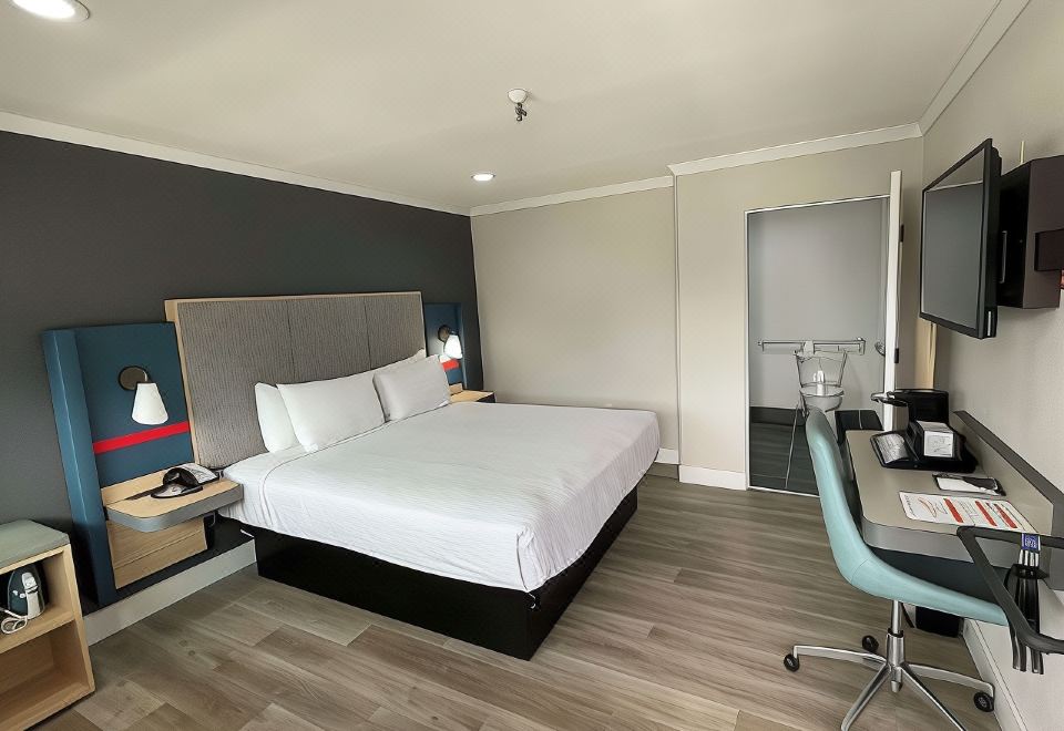 Midtowner Hotel 사진