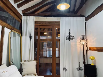 Suncheon Hanok Hangaroi Pension