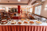 Champagnat Praia Hotel فنادق في فيلا فيلها