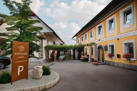 Hotel Pok Garni Hotels in Brezovica