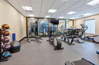 Hampton Inn and Suites Wells - Gym