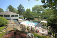 The Lodge on the Cove - Pools