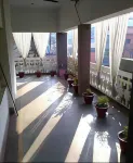 International Hotel 사라이 걸하리아 호텔