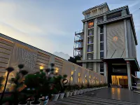 The Mudra Hotel - balcony