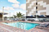 Fairfield Inn & Suites Miami Airport West/Doral Hotels in Medley