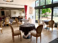 Le Manoir de Pierre Levée, the Originals Collection Hotels in Yzeures-sur-Creuse