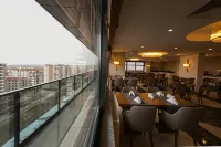 Ramada by Wyndham Nigde - พร้อมอาหารเช้า