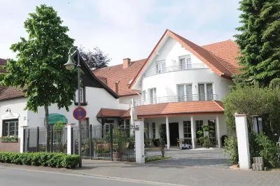 Isselhorster Landhaus Hotels in der Nähe von Hagia-Sophia-Moschee - Verein zur Förderung der Integration und Bildung in Gütersloh e. V.