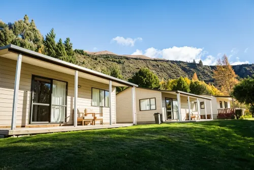 The Camp - Lake Hawea Hotels in Albert Town