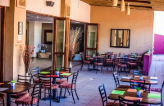 Coyotes Hotel & Conference Centre