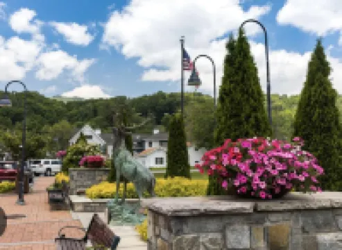 Mountain Memories at Sugar Top! 8th floor facing the slopes with amazing sunsets