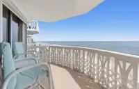 Luxury Oceanfront Condo in Ormond Beach