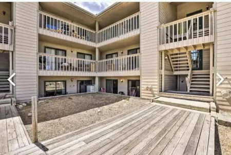 Pet Friendly  Quality Condo near  Winterpark resort Отели рядом с достопримечательностью «Grand Park Community Recreation Center»