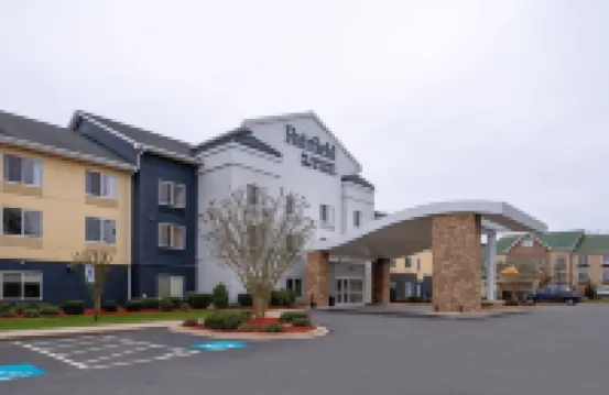 페어필드 인 & 스위트 하이포인트 아키데일