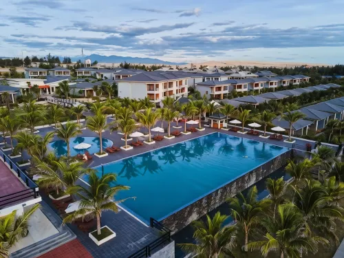 Sea Star Resort Hotel di Nhân Trạch