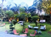 Lepic Villa Hotel Hotels in 