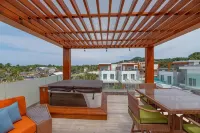 Ocean One Roatan