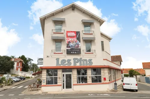 Hôtel les Pins Hotels in Saint-Pierre-d'Oléron