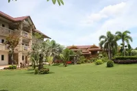P.N. Gold Resort Hotels in Samet