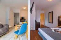 Cerise Nantes Atlantis Hotels in Saint-Herblain