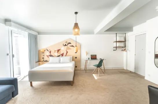 尼奧爾中心大酒店 酒店