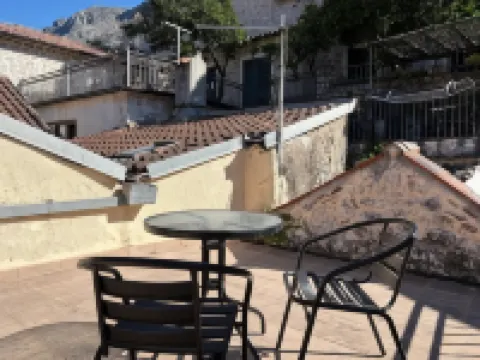 แอนทิกาเกสต์เฮาส์ โรงแรมในโคเตอร์