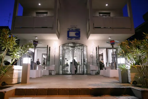 一號飯店