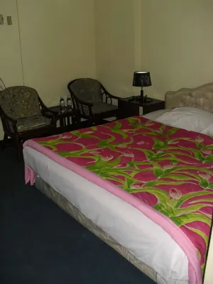 Sari Damai Hotel Hotel dekat Warung Yadin