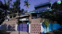 Tropical Wave Hostel Morjim