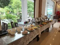 Chau Son Garden Resort فنادق في نينه بينه