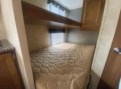 Cozy Camper near the DESIRED Sportsman's Pool!