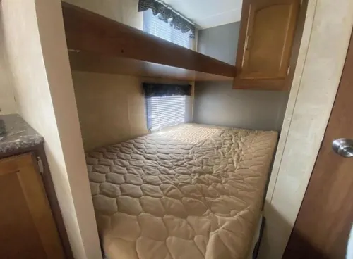 Cozy Camper near the DESIRED Sportsman's Pool!