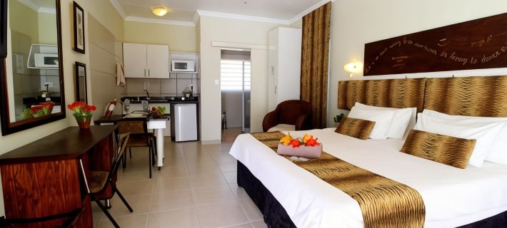 Wilger Guesthouse - Self-Catering Business Accommodation in Centurion Отели в г. Центурион