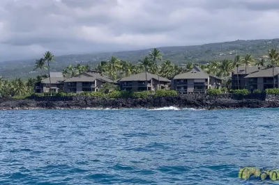 Oceanfront Kona Kanaloa-Sleeps 8-Next to Manta Ray Bay & Boat Tours-Renovated-AC Hotel in zona Keauhou-Kona Surf/Racquet