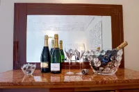 Perlage Suite Luxury B&B - Amazing View of Trulli - 4-Star