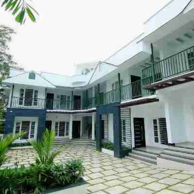 Le Villagio Resort & Domes Hotel Exterior