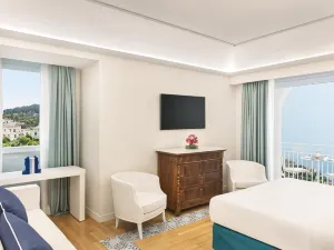 Pazziella Garden & Suites