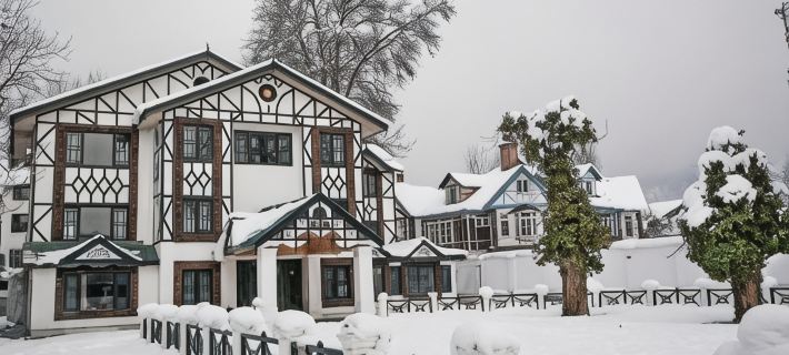 Lemon Tree Hotel Srinagar Hotels in Srinagar