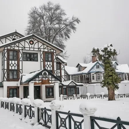 Lemon Tree Hotel Srinagar