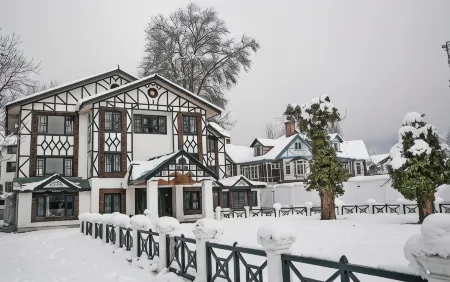 Lemon Tree Hotel Srinagar