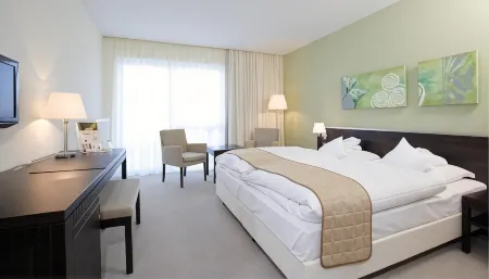 HEIDE SPA Hotel & Resort Отели в г. Бад-Дюбен